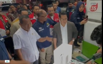 Setelah Aduan Motor Brebet, Bahlil Lahadalia Sidak SPBU di Malang dan Ancam Pertamina